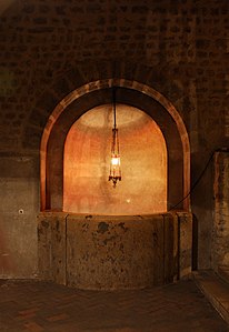 The Well of the Saints Forts, in the Saint Fulbert Crypt