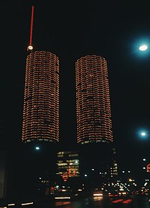 Marina City in 1969. Note the television transmitter with weather beacon on top of one of the towers.