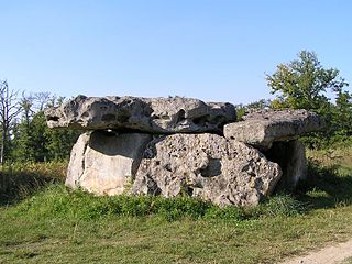 Dolmen de Garde-Epée à Saint-Brice