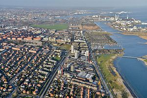 Vue over Amager Øst med Amager Strandpark.