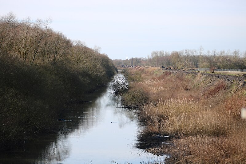 File:Canal Pommerœul-Condé (2018).jpg