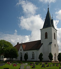 Åsarp-Smula kyrka i augusti 2010