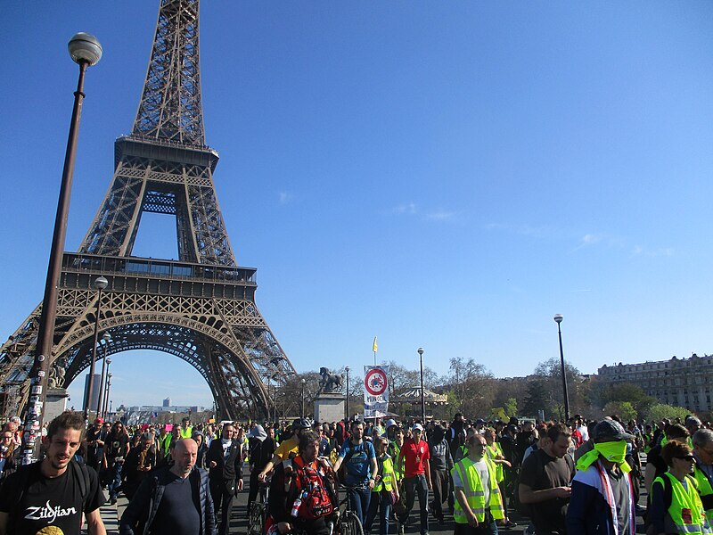 File:GJ Paris 30 mars 25.jpg