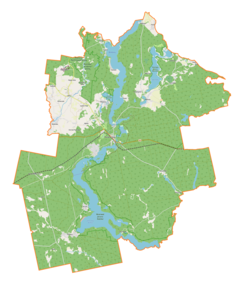 Mapa konturowa gminy Ruciane-Nida, na dole nieco na lewo znajduje się punkt z opisem „Karwica”