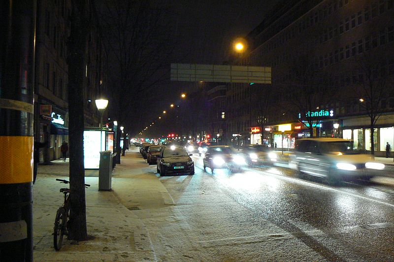 File:Sveavägen, Stockholm winter.jpg