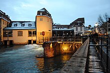 Anciennes Glacières au 3, 5 rue des Moulins à Strasbourg.jpg