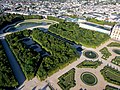 Vue aérienne du bosquet des Trois Fontaines (à gauche)