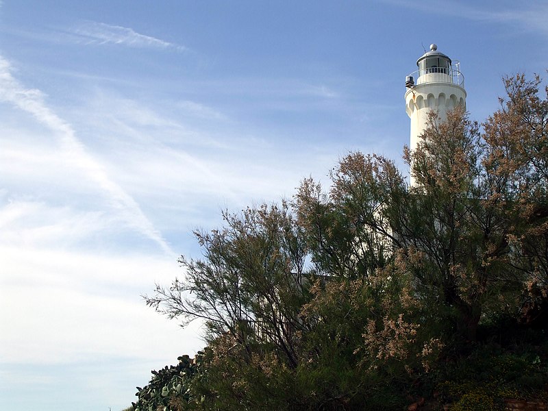 File:Anzio - Il faro.JPG