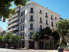 Edificio art nouveau en Bolívar y Av. Garay