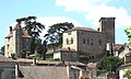 Castèl Renaissença, castèl de L'Ichariá e tor Cairada.