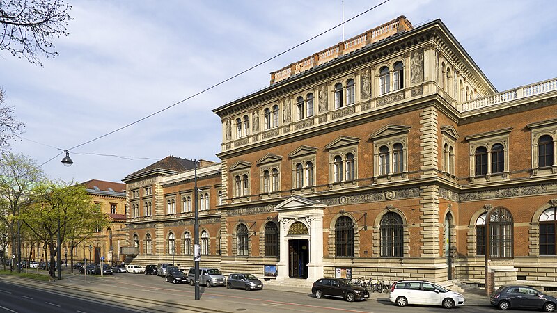 File:Wien 01 Museum für angewandte Kunst a.jpg