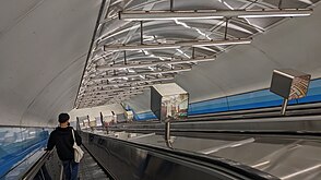 Escalators down to Platforms 3 and 4, September 2024