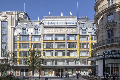 Façade of La Samaritaine department store by Frantz Jourdain, rue de la Monnaie, Paris (1905–1910)