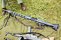 MG42 et StG 44.