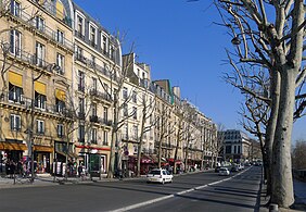 Le quai du Louvre vu depuis le quai François-Mitterrand.