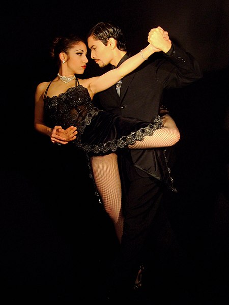 File:Tango dance 02.jpg