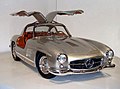 Mercedes-Benz 300 SL, insigne decenni 196 exemplar.