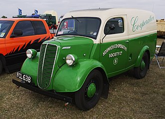 Ford Thames E83W (1953)