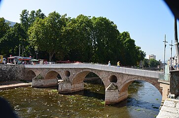 Latin bridge