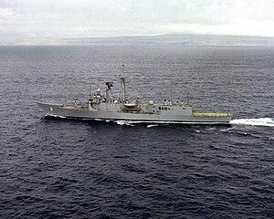 USS Wadsworth (FFG-9) underway.