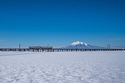 Tsugarun tasankoa ja Iwakivuori