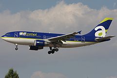 Air Comet, blue livery, side