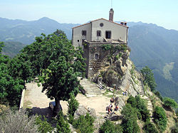 O santuario de Nuestra Sinyora de Bellmunt en Sant Pere de Torelló