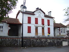 Charritte-de-Bas (Pyr-Atl, Fr) école.JPG