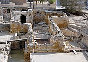 Ruines de l'église Santa María del Milagro à l'intérieur de l'enceinte.