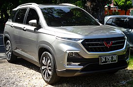 Wuling Almaz.