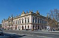 Barockes Zeughaus mit Mittelrisalt sowie mehreren schwach vortretenden Seitenrisaliten (Zeughaus Berlin)