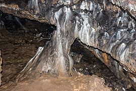 Stalagnat in der Kirche