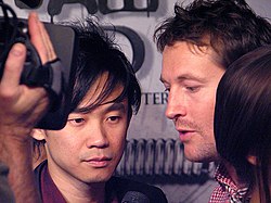 James Wan és Leigh Whannell, az Insidious-filmek megalkotói. Whannell mellékszereplőként is feltűnik mind a négy részben.