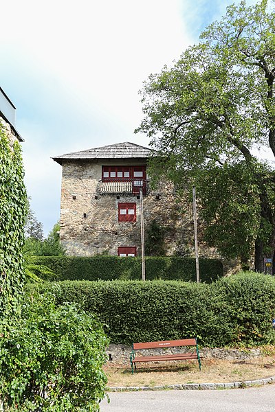 File:AT-61343 Burg, ehem. Fronfeste, Althofen 01.jpg