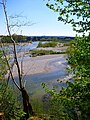 Wildflusslandschaft direkt neben dem Stadtgebiet am „Isardamm“