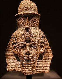 Porträtkopf des Pharaos Amenophis III