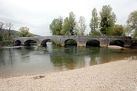 Le pont sur la Loue.