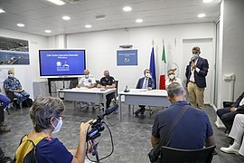 Emergenza ecoballe Golfo di Follonica - 50202563843.jpg