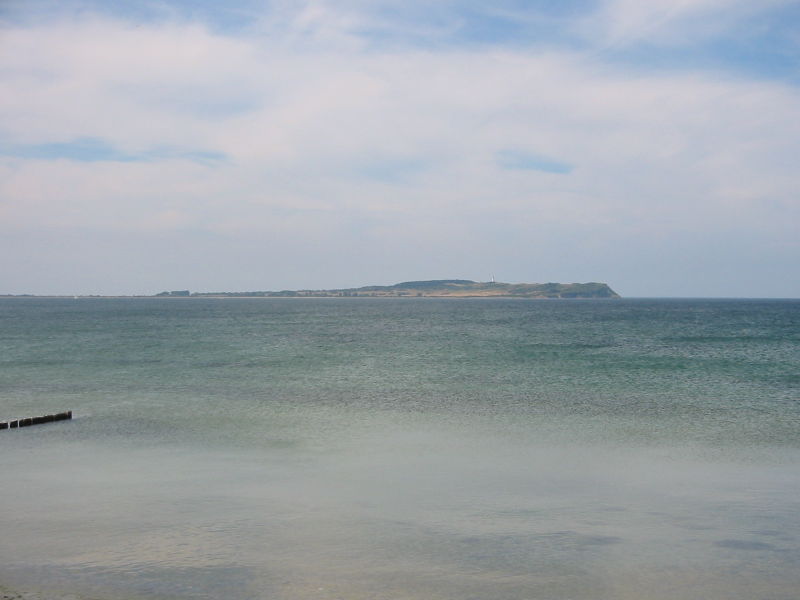 File:Hiddensee-Bakenberg from Bug.jpg