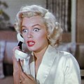 Marilyn Monroe, actriu nord-americana, en la pel·lícula cinematogràfica Els cavallers les prefereixen rosses.