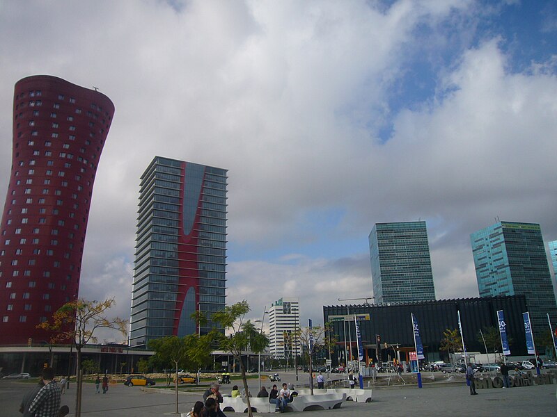 File:Torres Toyo Ito i Torres Europa.JPG