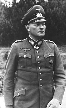 Erich Hoepner jako General der Kavallerie