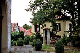 Saulheim, der Kirchhof.jpg