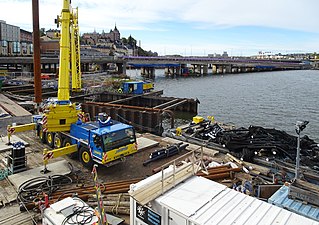 Pålningsarbeten utanför Söder Mälarstrand, oktober 2018.