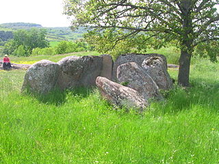 Dolmen de Unsac view 3