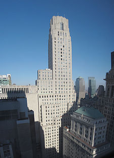 1 Wall Street, a limestone-clad skyscraper, as seen from the east in 2010