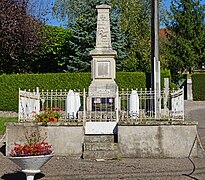 Monument aux morts.