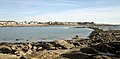 La mer et le hameau du Fort Bloqué, vus des environs du Fort Bloqué.