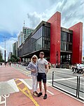 Thumbnail for File:Embaixadora Elizabeth Frawley Bagley - MASP Avenida Paulista OK (52723325982).jpg