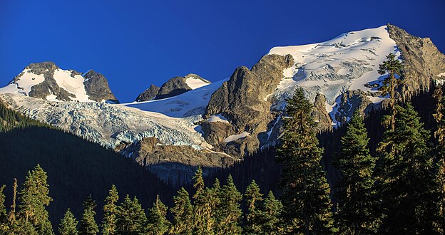 Mt. Matier and Matier Glacier (left), Slalok (right)